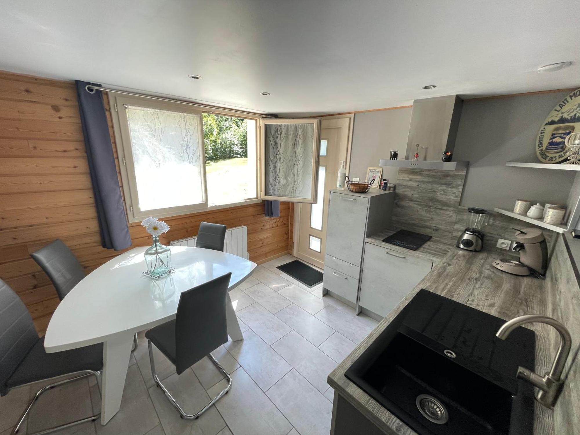 Les 3 Marguerites Apartment Luzenac ภายนอก รูปภาพ