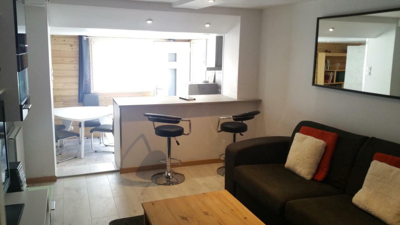Les 3 Marguerites Apartment Luzenac ภายนอก รูปภาพ